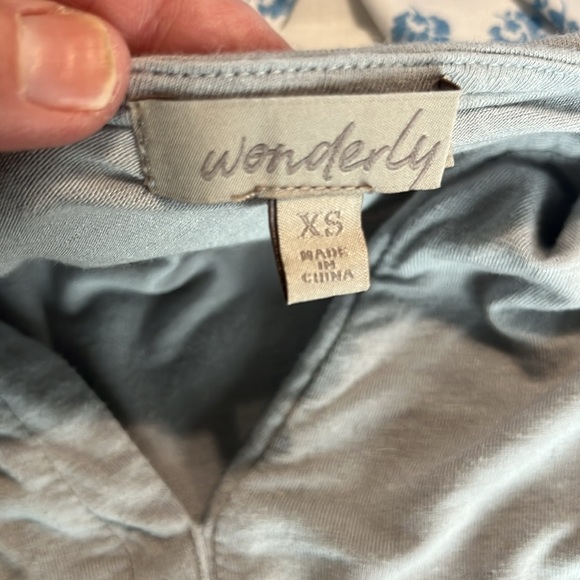 Gray Knit Flowy Western Top Drop Shoulder Waterfall Ruffle Womens XS - Picture 10 of 11